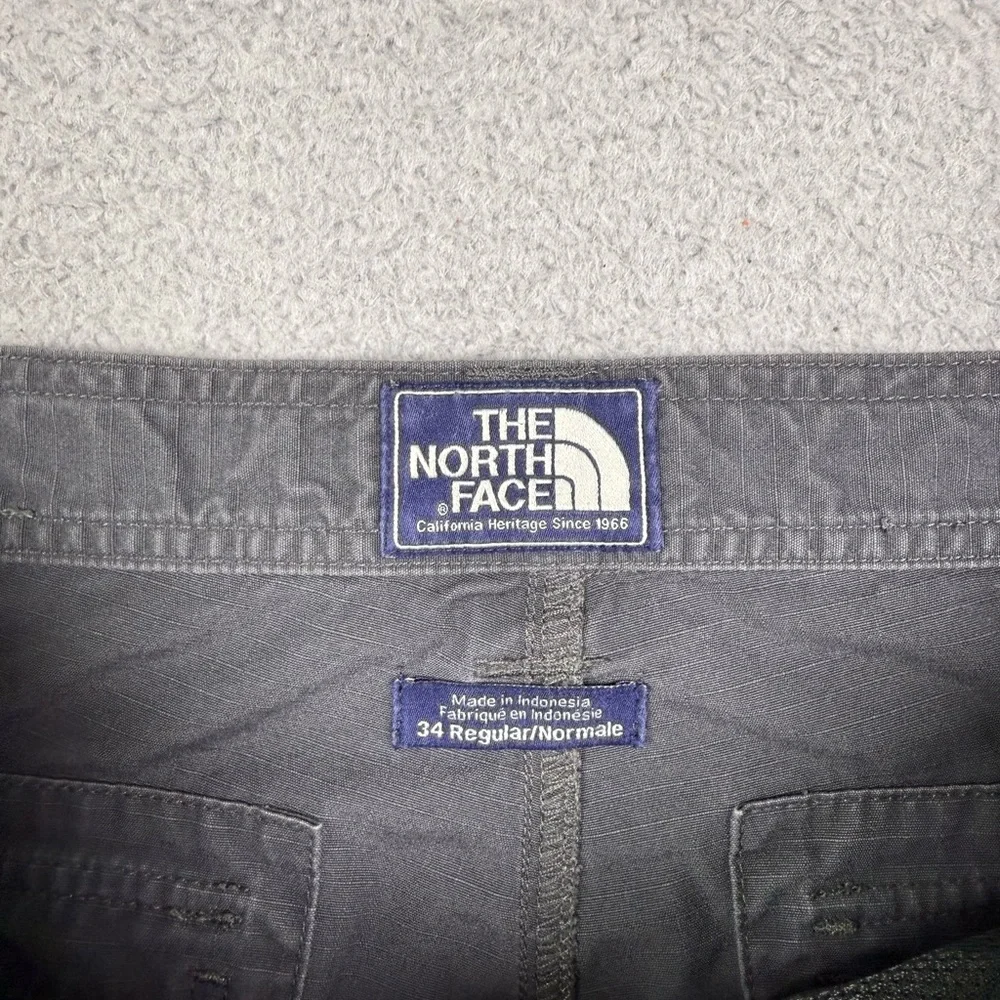 The‎ North Face cargo shorts